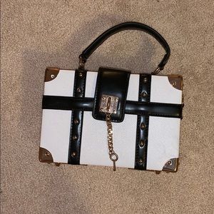 Aldo Sunsapote Box Bag